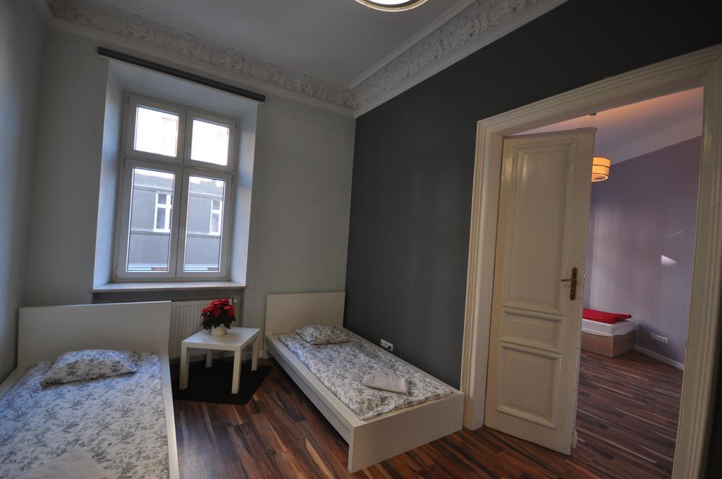Hostel Yellow Cracovie Chambre photo