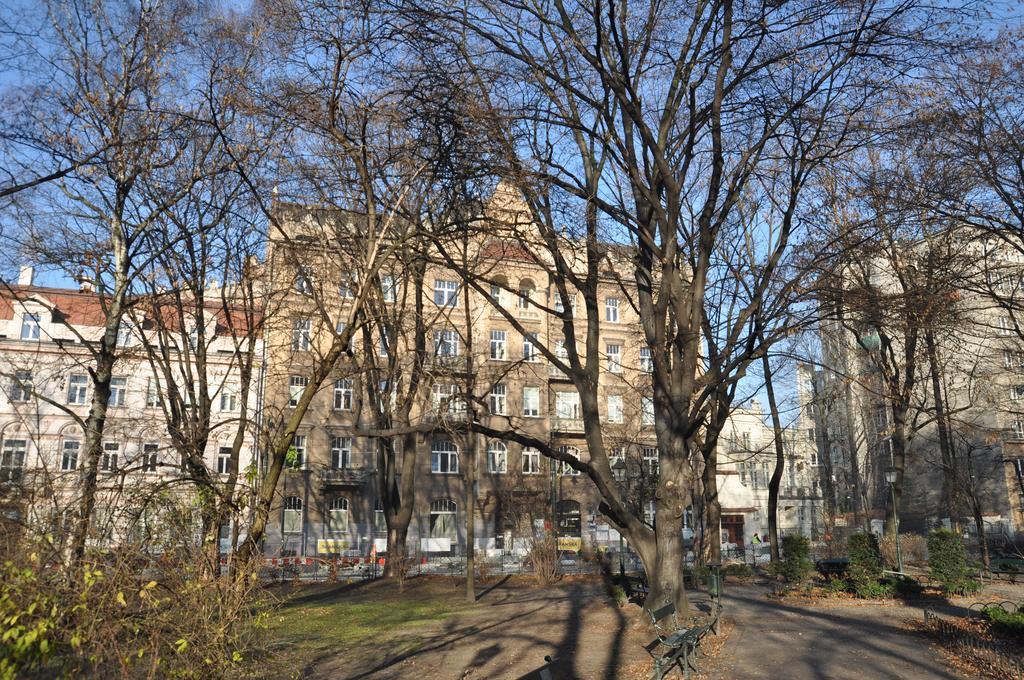 Hostel Yellow Cracovie Extérieur photo