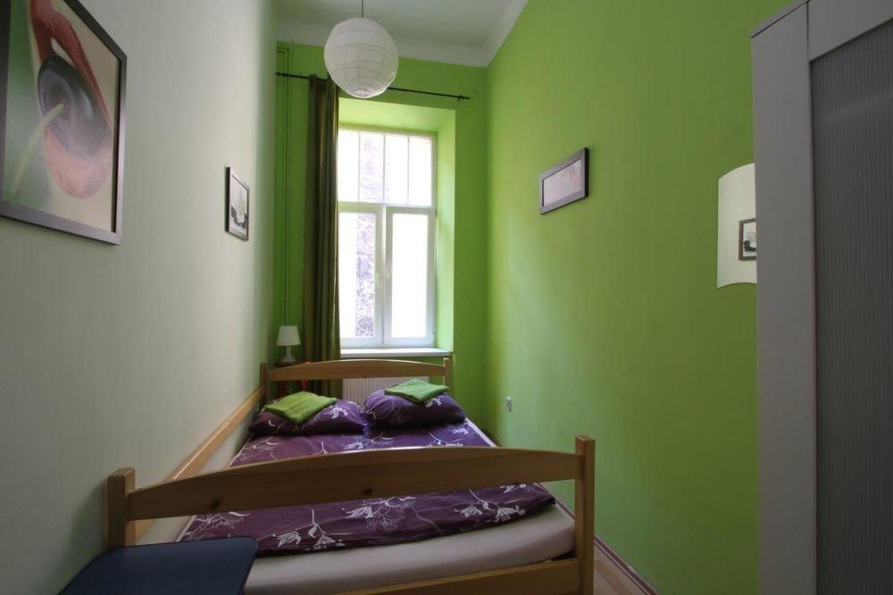 Hostel Yellow Cracovie Extérieur photo