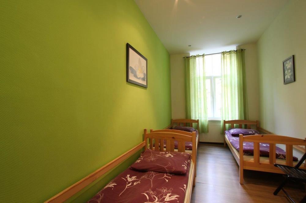Hostel Yellow Cracovie Extérieur photo